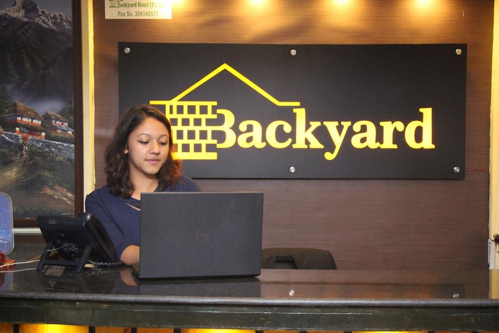 Backyard Hotel Kathmandu Bagian luar foto