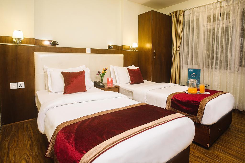 Backyard Hotel Kathmandu Bagian luar foto