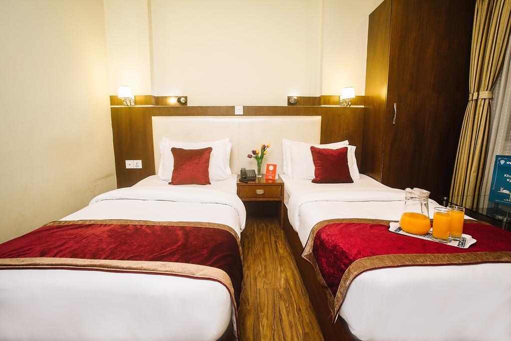 Backyard Hotel Kathmandu Bagian luar foto