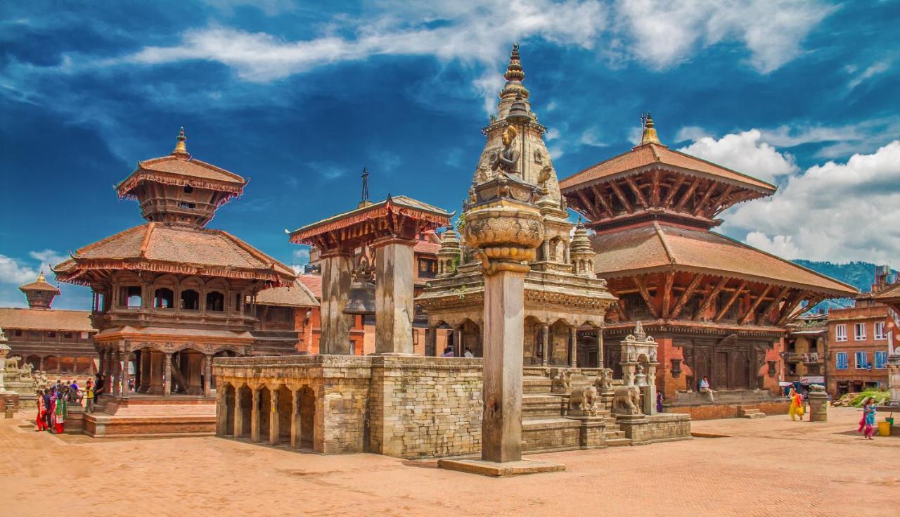Backyard Hotel Kathmandu Bagian luar foto
